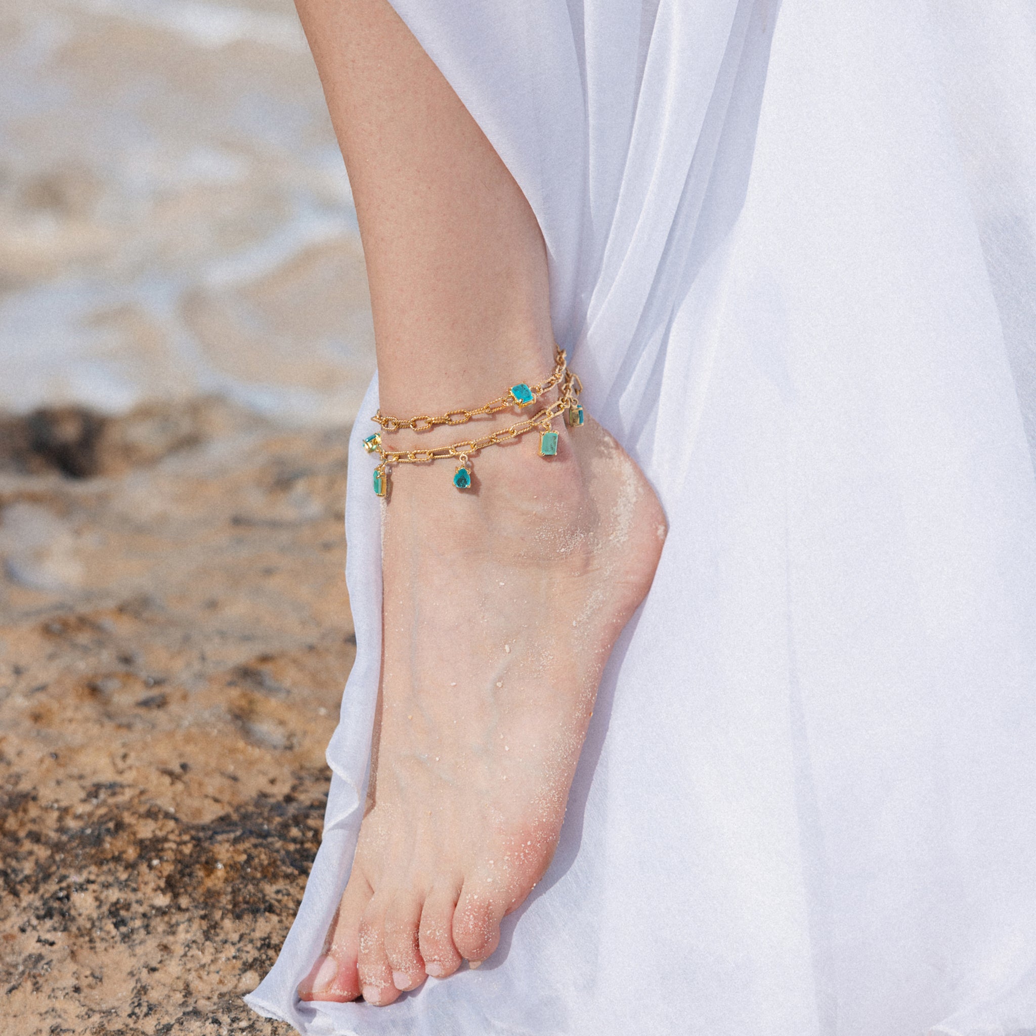 Compelling Glimmer Anklets