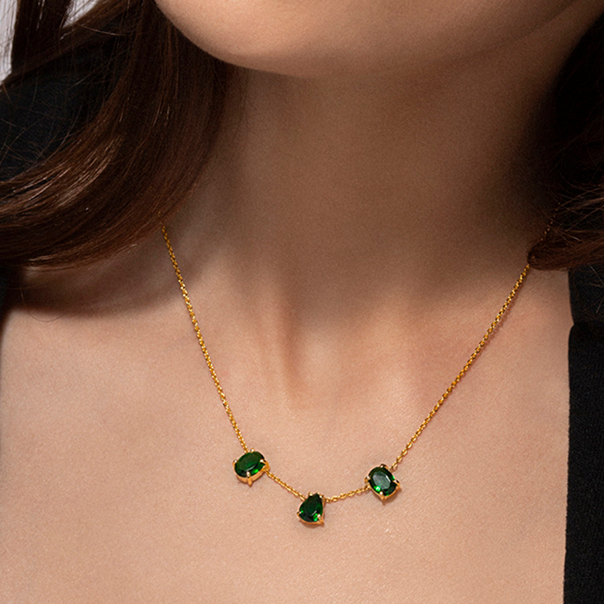 Minimal Emerald Necklace